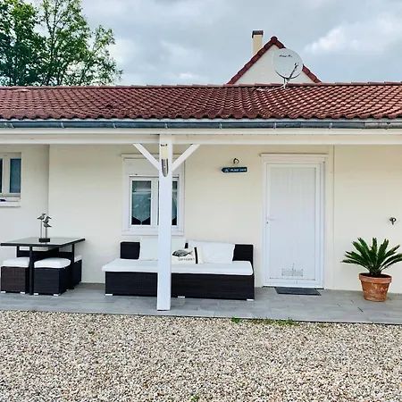 Studio Au Bord Du Lac D'Eguzon Exterior photo